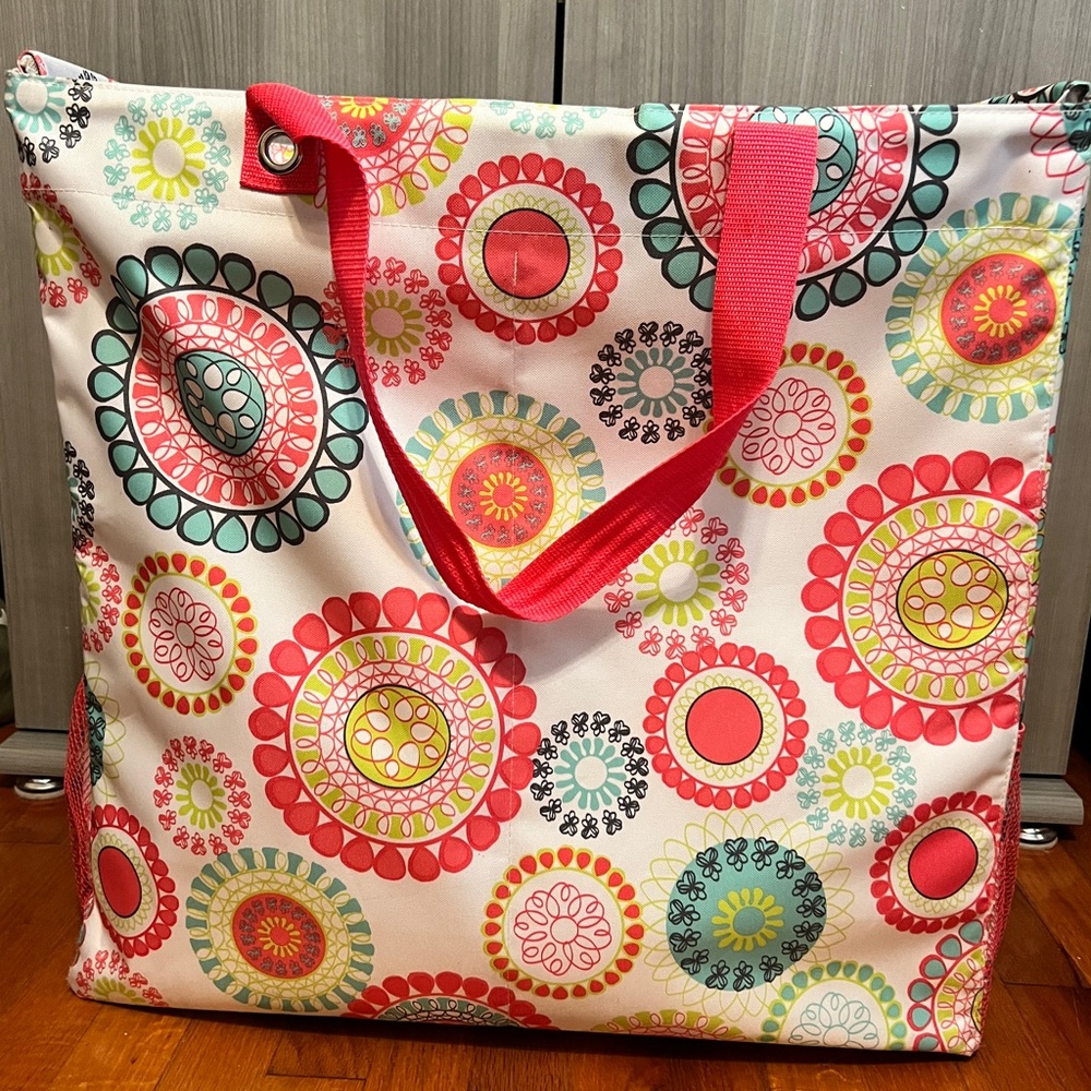 Thirty-one Room for Two Utility Tote